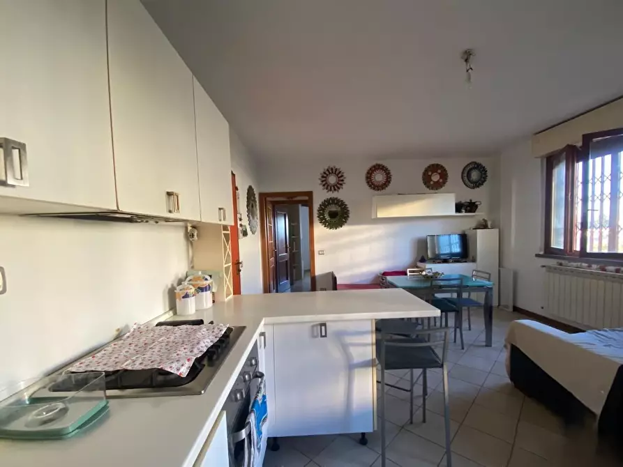 Immagine 6 di Appartamento in vendita  a Pisa