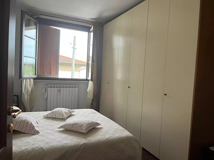Immagine 16 di Casa trifamiliare in vendita  a San Giuliano Terme