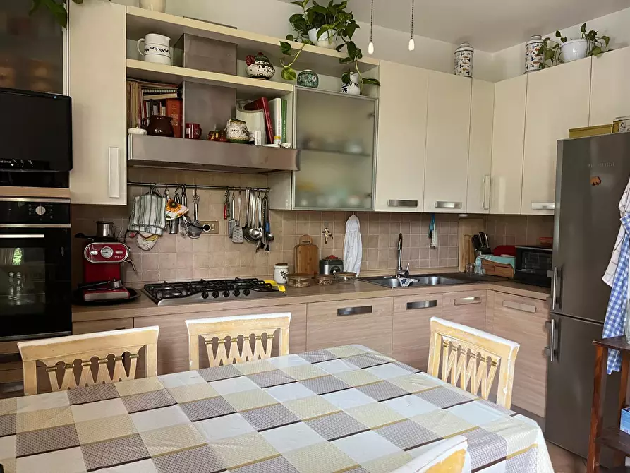 Immagine 12 di Casa trifamiliare in vendita  a San Giuliano Terme