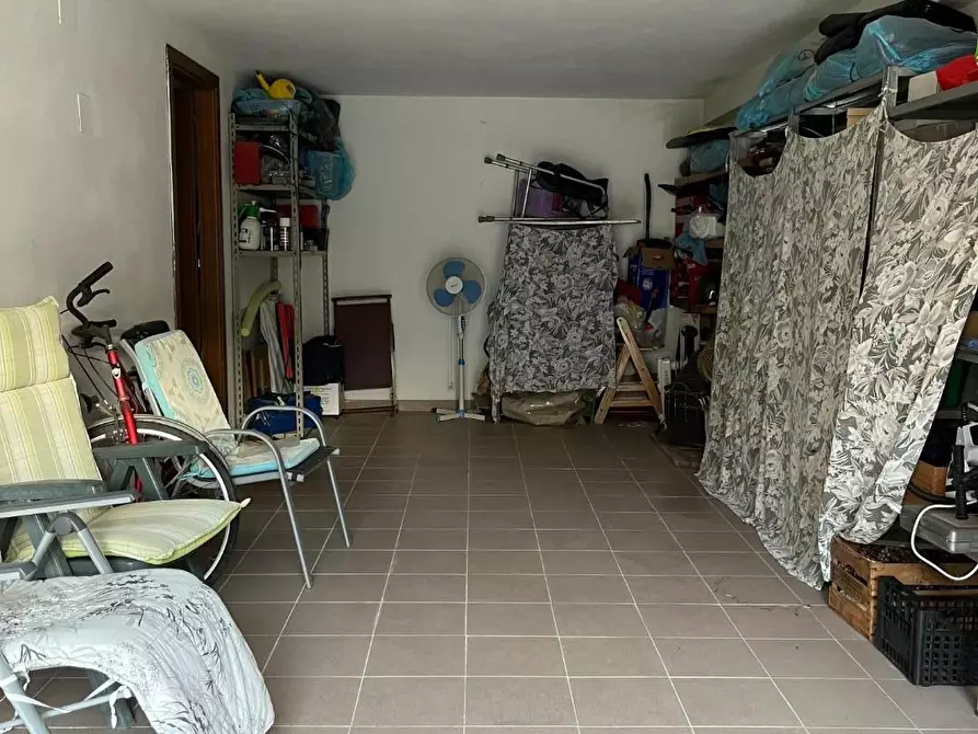 Immagine 28 di Casa trifamiliare in vendita  a San Giuliano Terme