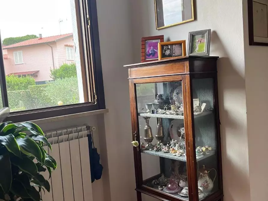 Immagine 9 di Casa trifamiliare in vendita  a San Giuliano Terme