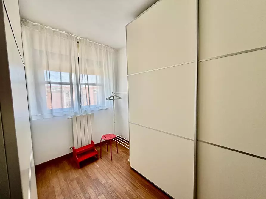 Immagine 11 di Appartamento in vendita  a Livorno