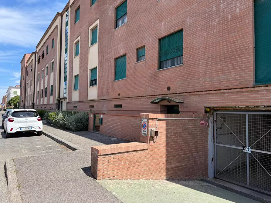 Immagine 38 di Appartamento in vendita  a Livorno