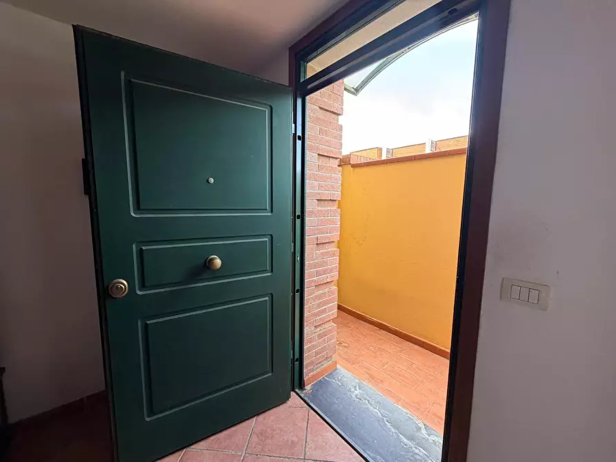 Immagine 32 di Appartamento in vendita  a Livorno