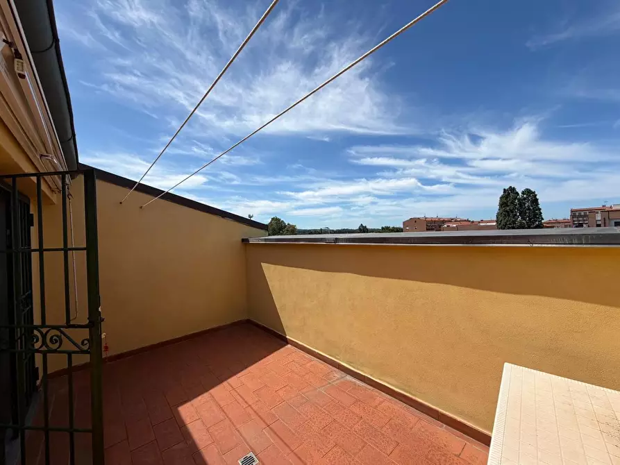 Immagine 4 di Appartamento in vendita  a Livorno