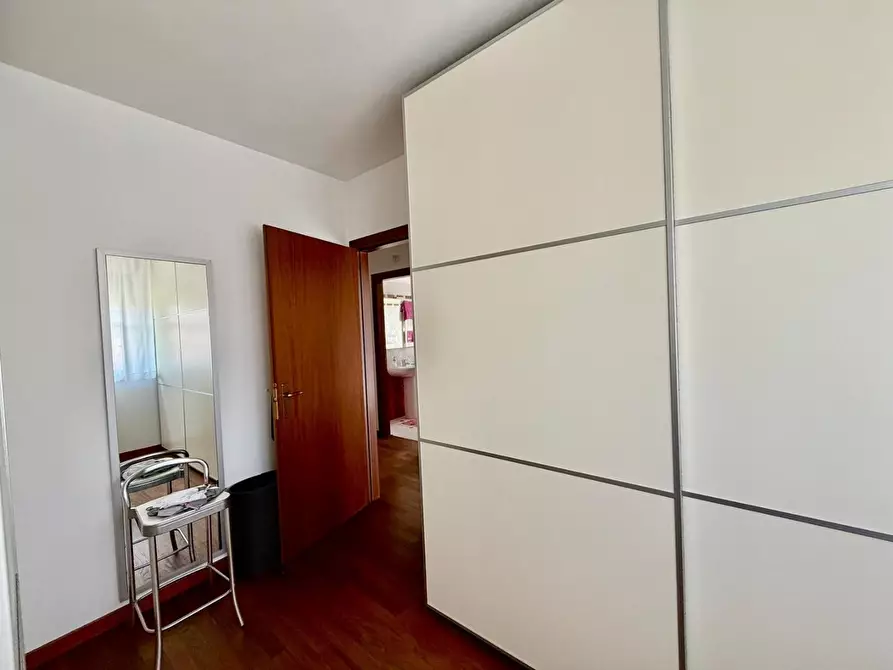 Immagine 10 di Appartamento in vendita  a Livorno