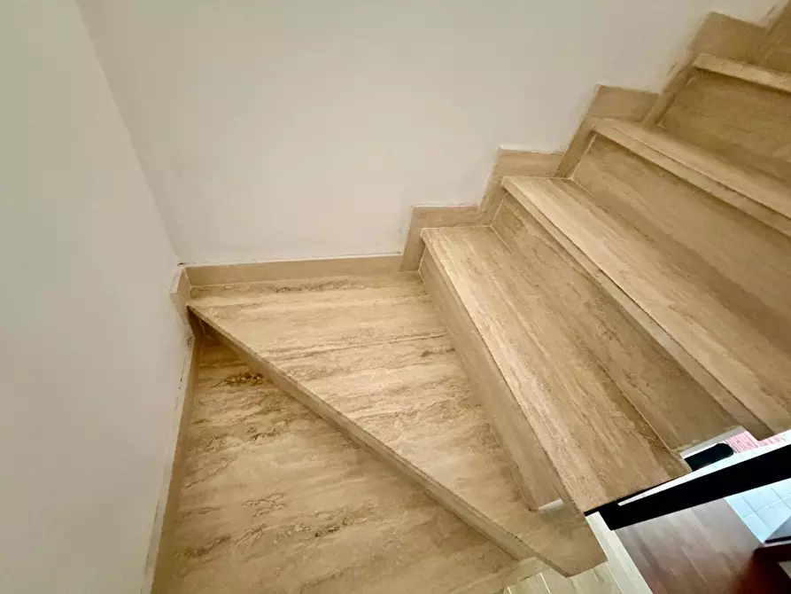 Immagine 24 di Appartamento in vendita  a Livorno