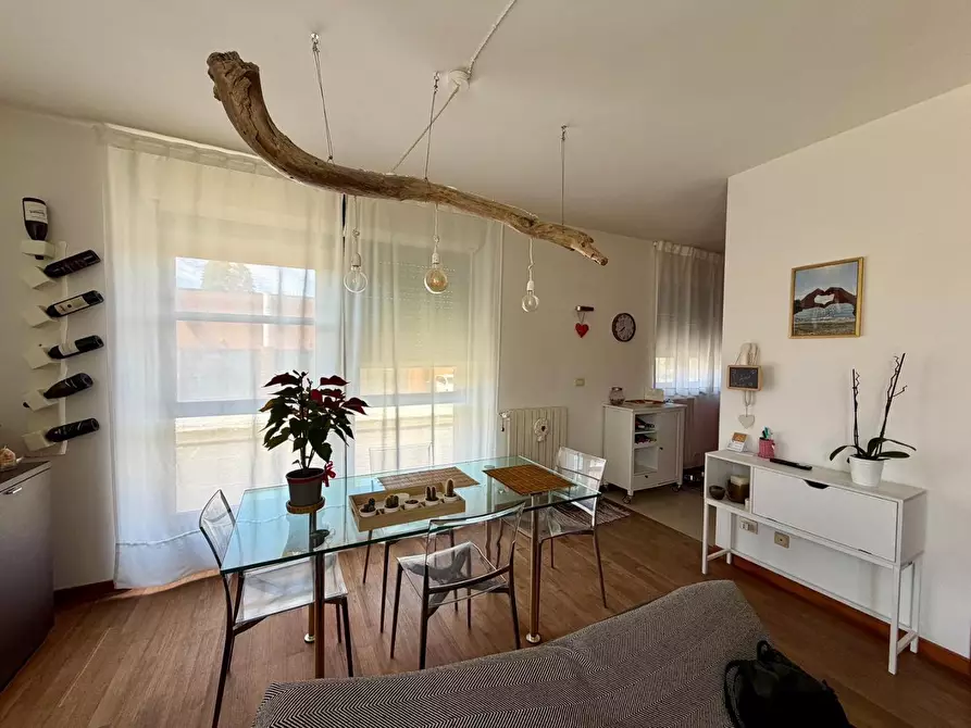 Immagine 15 di Appartamento in vendita  a Livorno