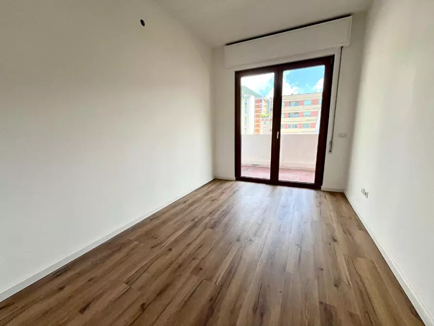 Immagine 12 di Appartamento in vendita  a Massa