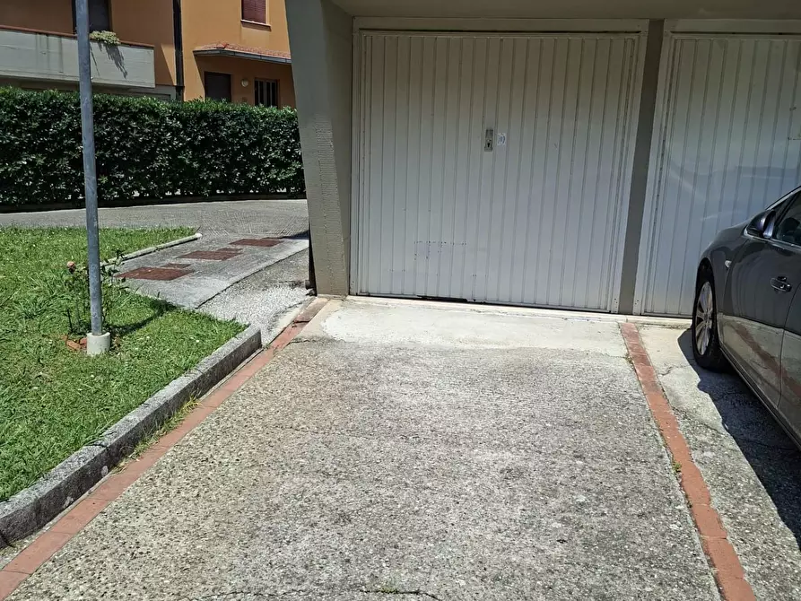 Immagine 11 di Appartamento in vendita  a Cascina