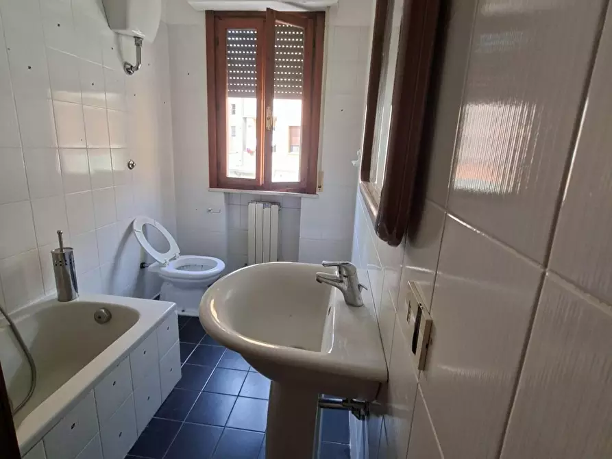 Immagine 8 di Appartamento in vendita  a Cascina