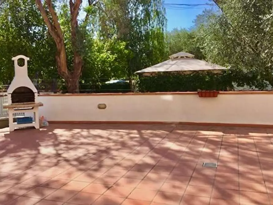 Immagine 2 di Appartamento in vendita  a Scandicci