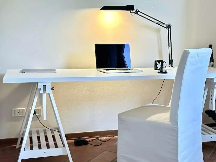 Immagine 26 di Appartamento in vendita  a Scandicci