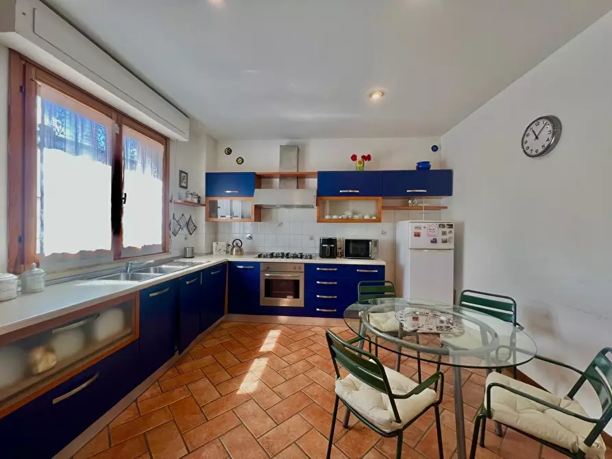 Immagine 9 di Appartamento in vendita  a Scandicci
