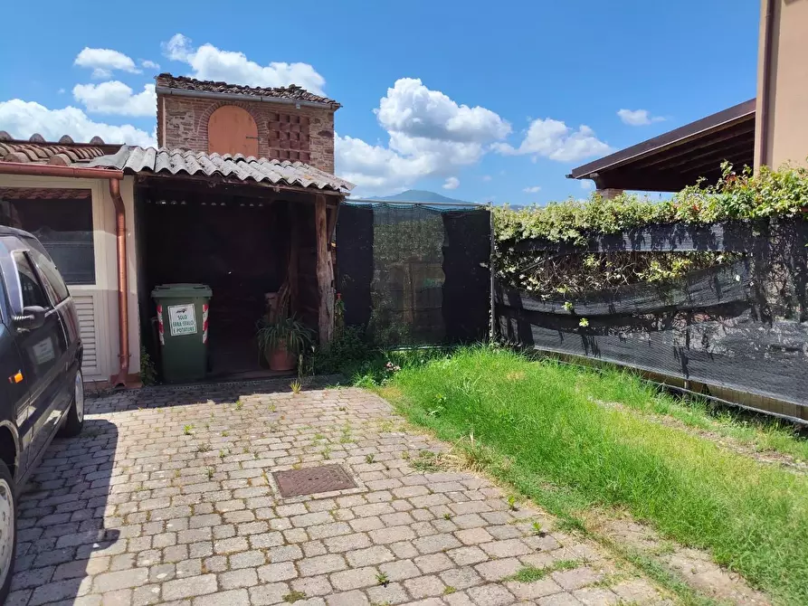 Immagine 19 di Terratetto in vendita  a Capannori