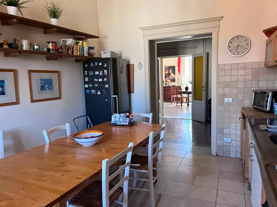 Immagine 7 di Appartamento in vendita  a Livorno