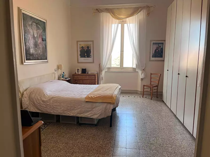 Immagine 15 di Appartamento in vendita  a Livorno