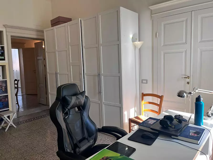 Immagine 19 di Appartamento in vendita  a Livorno