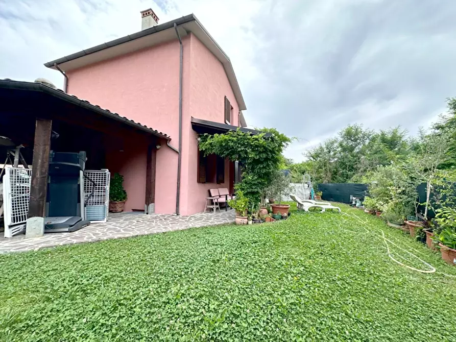 Immagine 28 di Casa indipendente in vendita  a Bagni Di Lucca