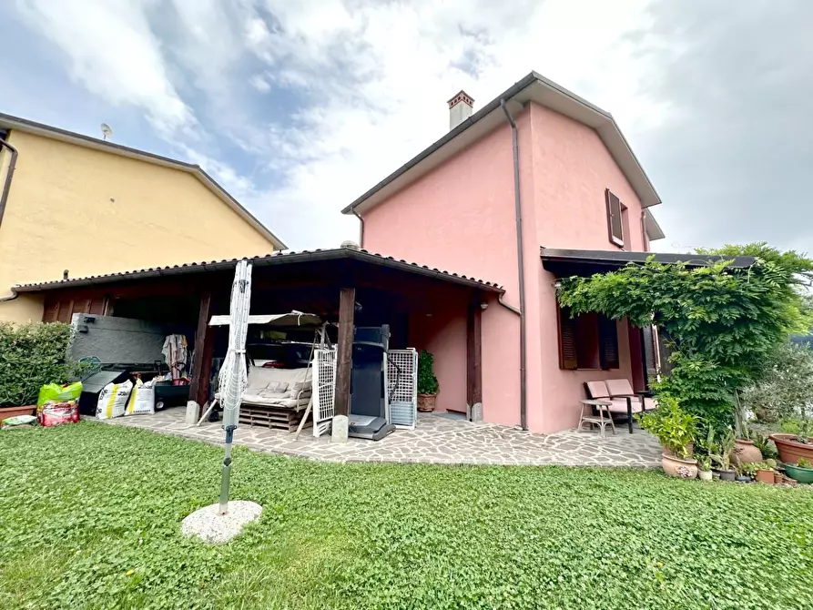 Immagine 27 di Casa indipendente in vendita  a Bagni Di Lucca