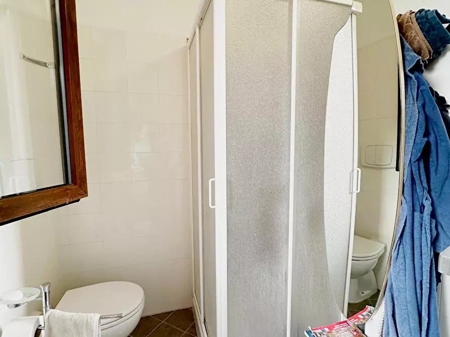 Immagine 17 di Casa indipendente in vendita  a Bagni Di Lucca