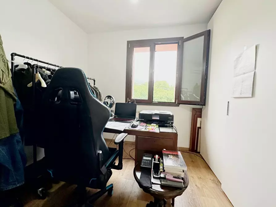 Immagine 15 di Casa indipendente in vendita  a Bagni Di Lucca