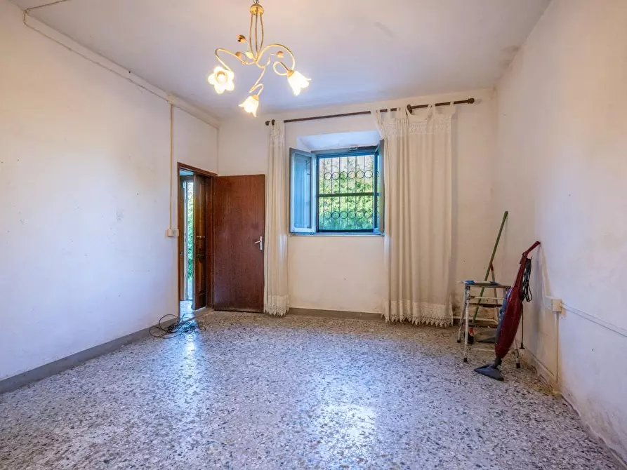 Immagine 21 di Porzione di casa in vendita  a Bientina
