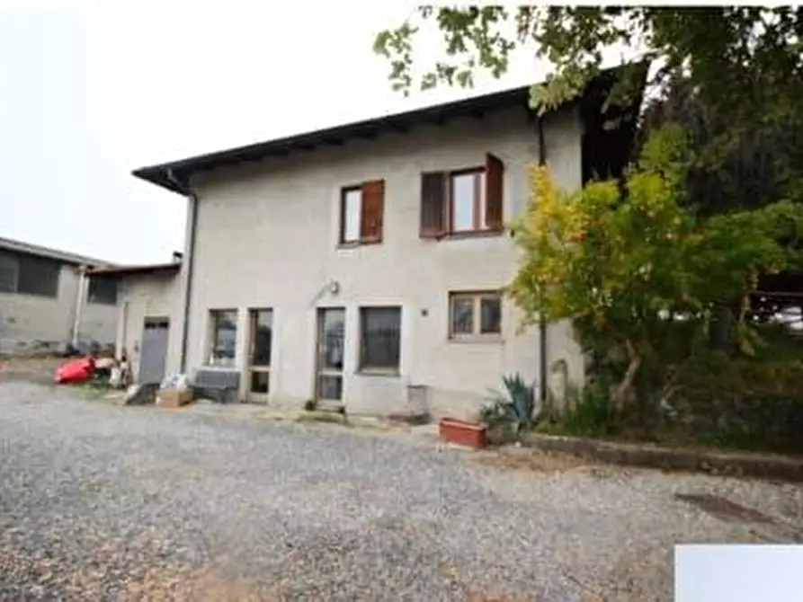 Immagine 2 di Casa bifamiliare in vendita  a Novedrate