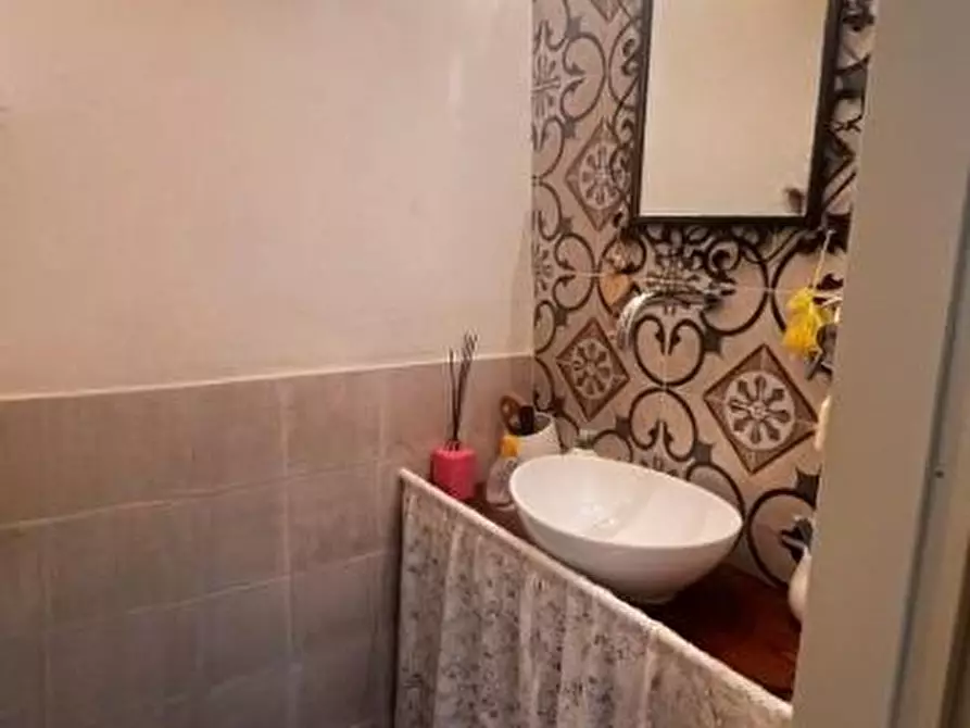 Immagine 24 di Appartamento in vendita  a Colle Di Val D'elsa
