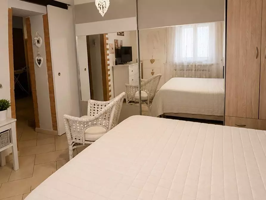 Immagine 18 di Appartamento in vendita  a Colle Di Val D'elsa