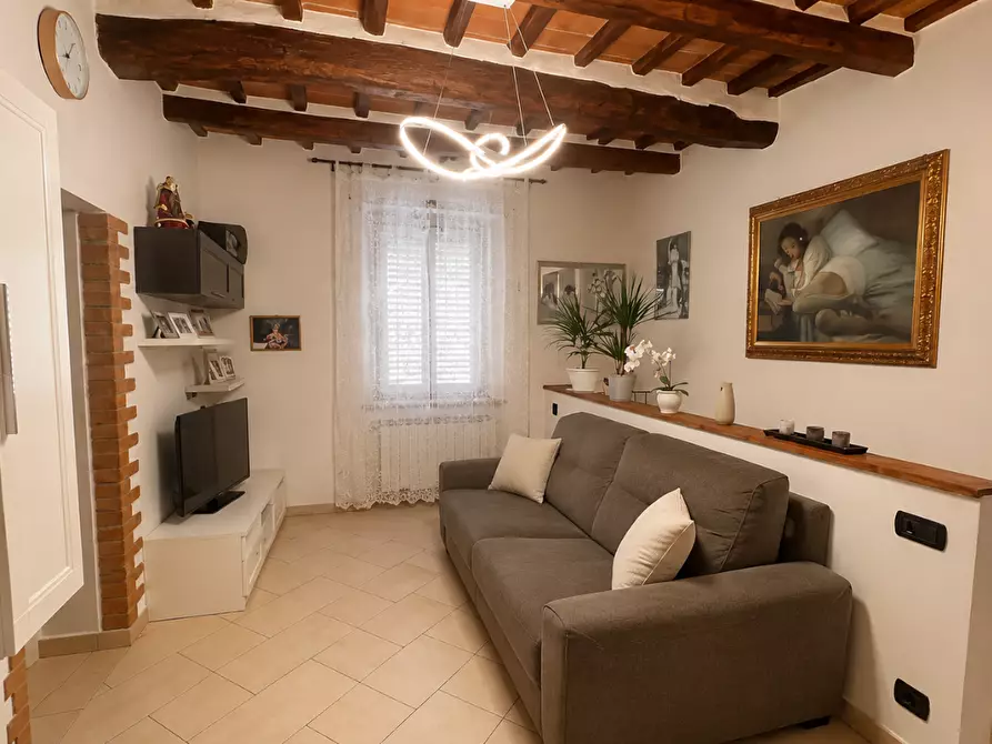 Immagine 6 di Appartamento in vendita  a Colle Di Val D'elsa