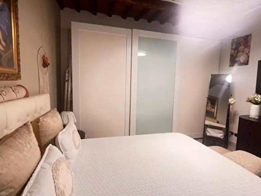 Immagine 15 di Appartamento in vendita  a Colle Di Val D'elsa
