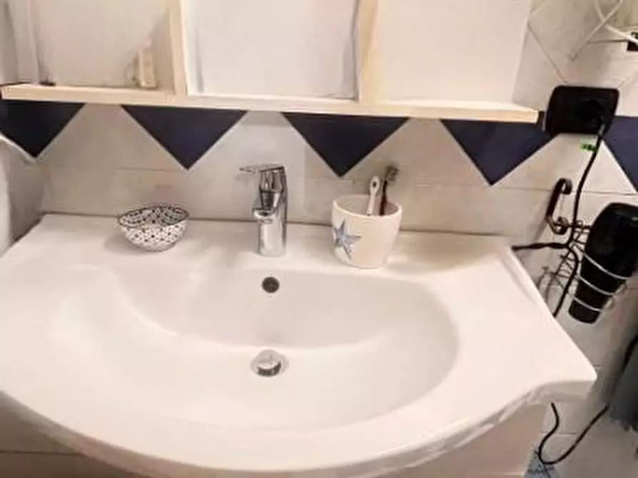Immagine 21 di Appartamento in vendita  a Colle Di Val D'elsa