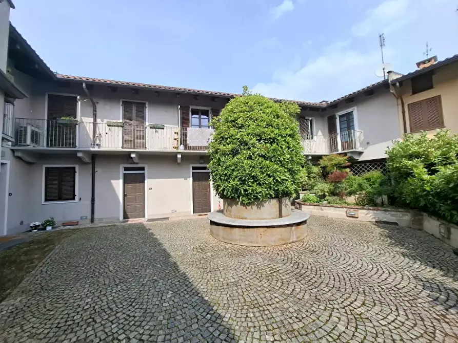 Immagine 1 di Villetta a schiera in vendita  a Rivoli