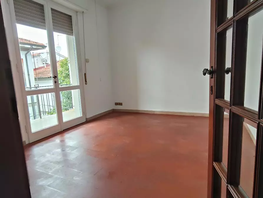 Immagine 13 di Casa bifamiliare in affitto  a Pisa