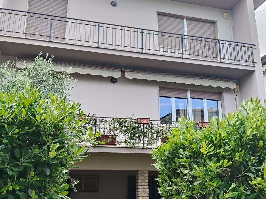 Immagine 1 di Casa bifamiliare in affitto  a Pisa