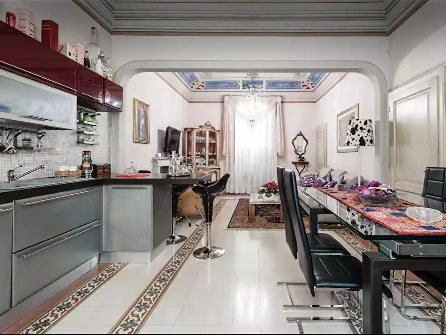 Immagine 5 di Villa in vendita  a San Giuliano Terme