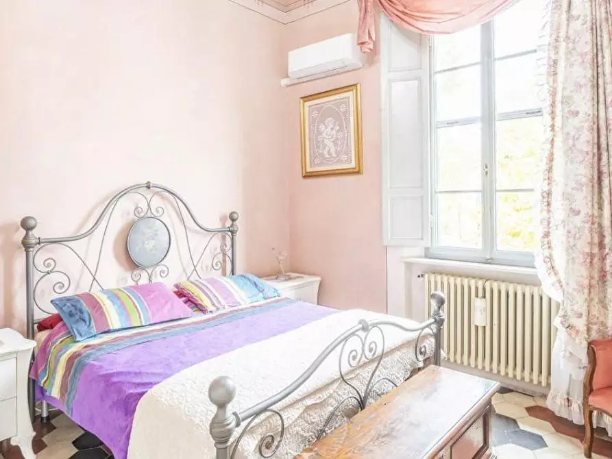 Immagine 6 di Villa in vendita  a San Giuliano Terme