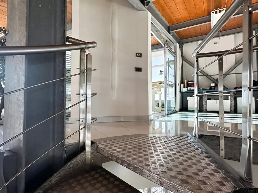 Immagine 28 di Capannone industriale in vendita  a Ponsacco