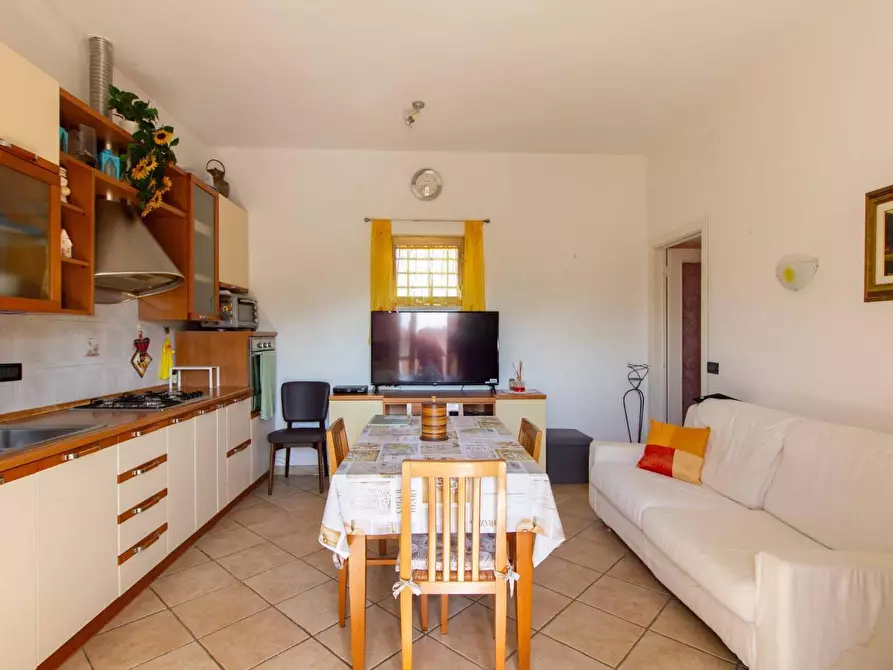Immagine 3 di Appartamento in vendita  a Cascina