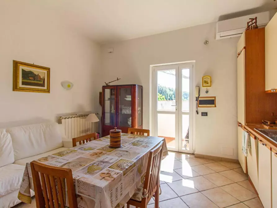 Immagine 7 di Appartamento in vendita  a Cascina