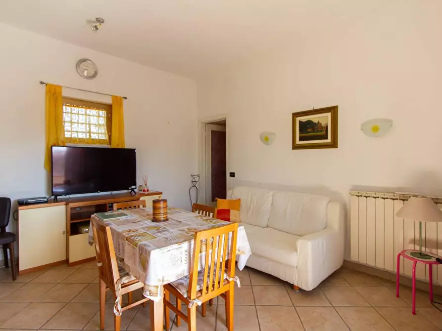 Immagine 5 di Appartamento in vendita  a Cascina