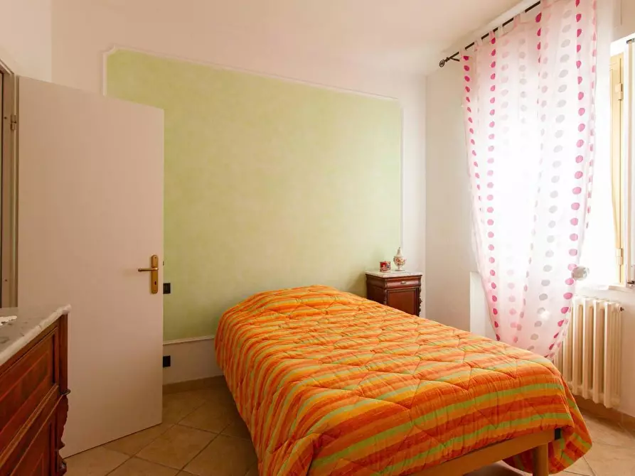 Immagine 11 di Appartamento in vendita  a Cascina
