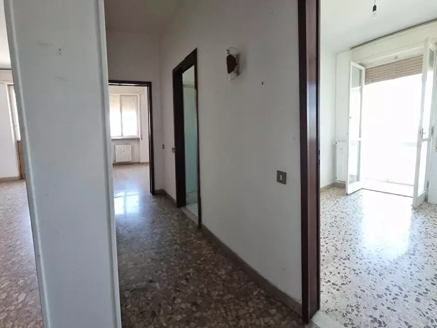 Immagine 25 di Appartamento in vendita  a Livorno