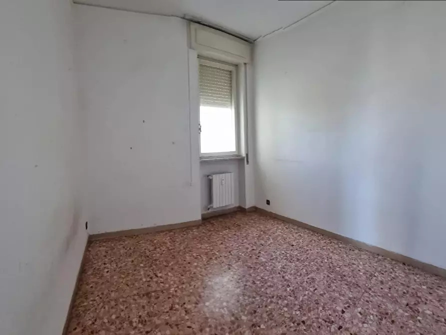 Immagine 21 di Appartamento in vendita  a Livorno