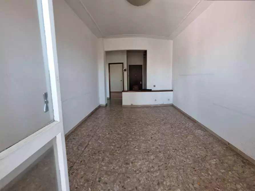 Immagine 8 di Appartamento in vendita  a Livorno