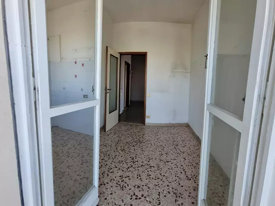 Immagine 19 di Appartamento in vendita  a Livorno