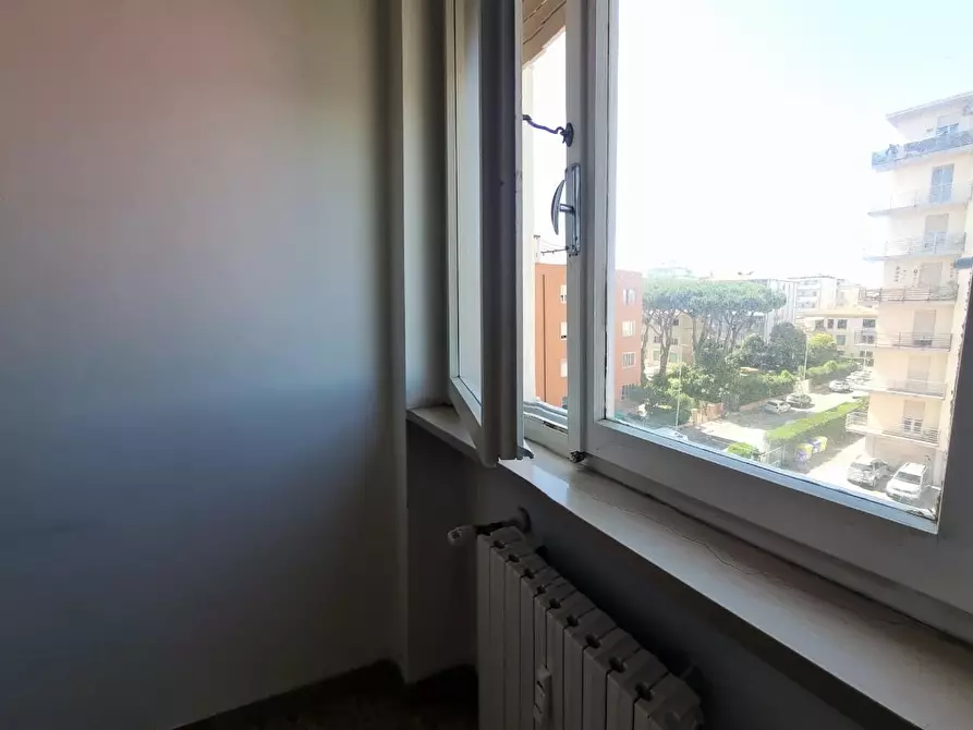 Immagine 34 di Appartamento in vendita  a Livorno