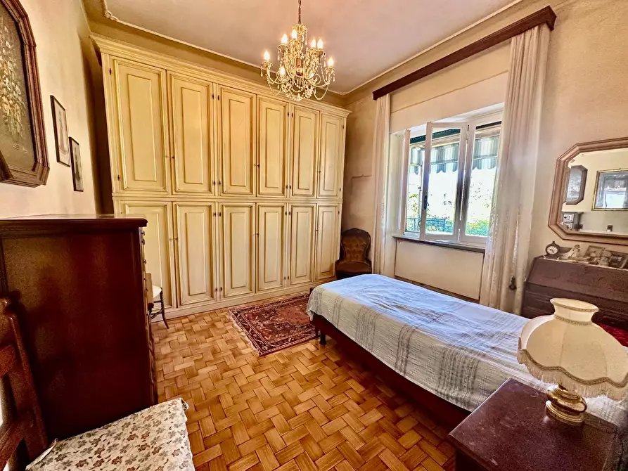 Immagine 8 di Casa semindipendente in vendita  a Carrara