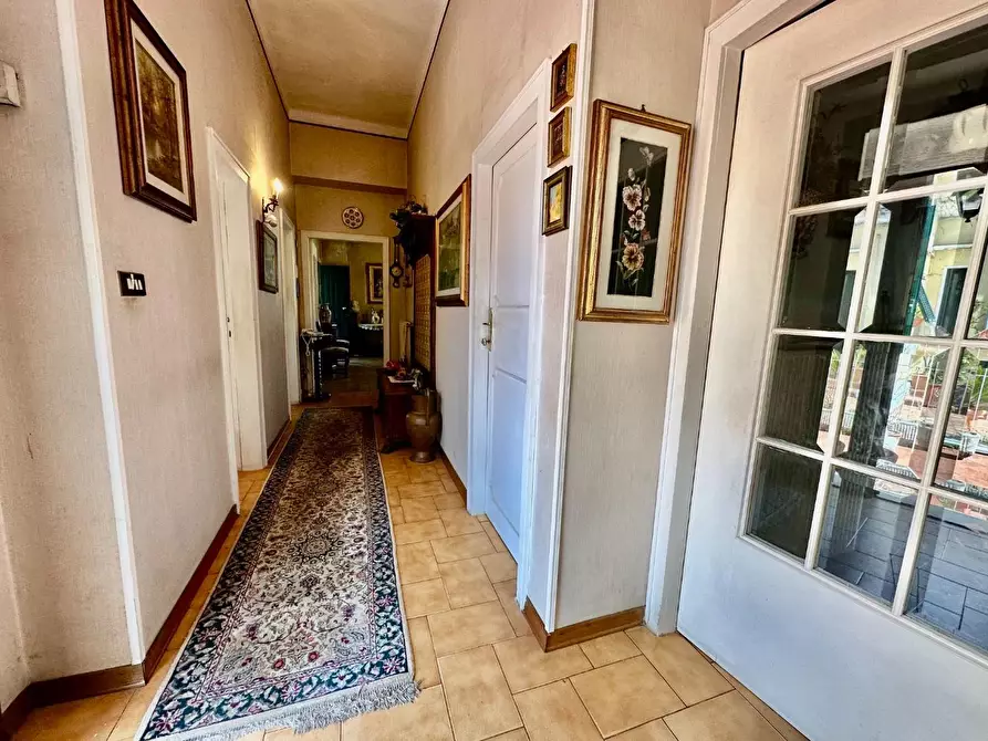 Immagine 24 di Casa semindipendente in vendita  a Carrara